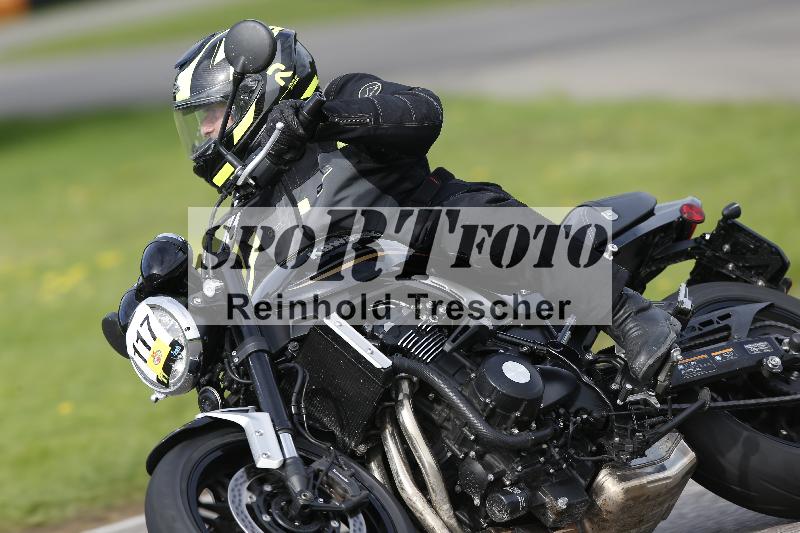 /53 16.09.2025 Track Day Domi Aegerter ADR/Gruppe gelb/117